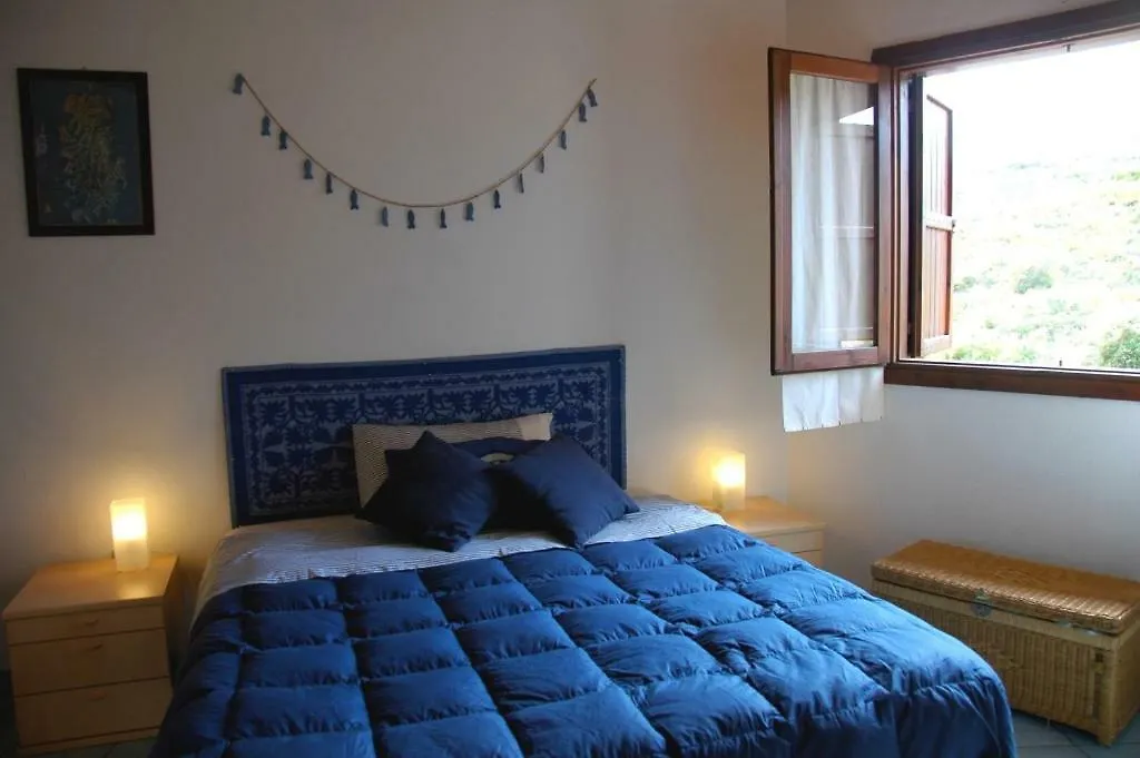 Villa Palmtreehouse-Sardiniaencharming&Relaxing Olbia 0*,  Italia